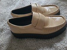 Clarks Ladies Shoes. Size 6. Excellent Condition