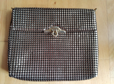 OROTON Designer Damen Handtasche Metall Goldfarben glänzend 24x28 cm
