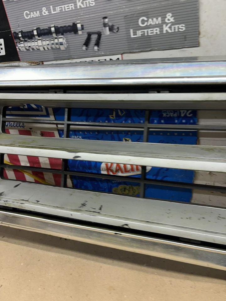 1981 - 1989 年道奇 RAMCHARGER GRILLE SURROUND 原始设备制造商 D100 D150 D250 D350 W150 W250 W35 — 第 3/4 张图片