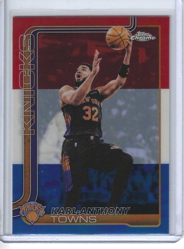 2025-26 TOPPS CHROME UPDATE #21 KARL-ANTHONY TOWNS SP RED/WHITE &BLUE REF KNICKS