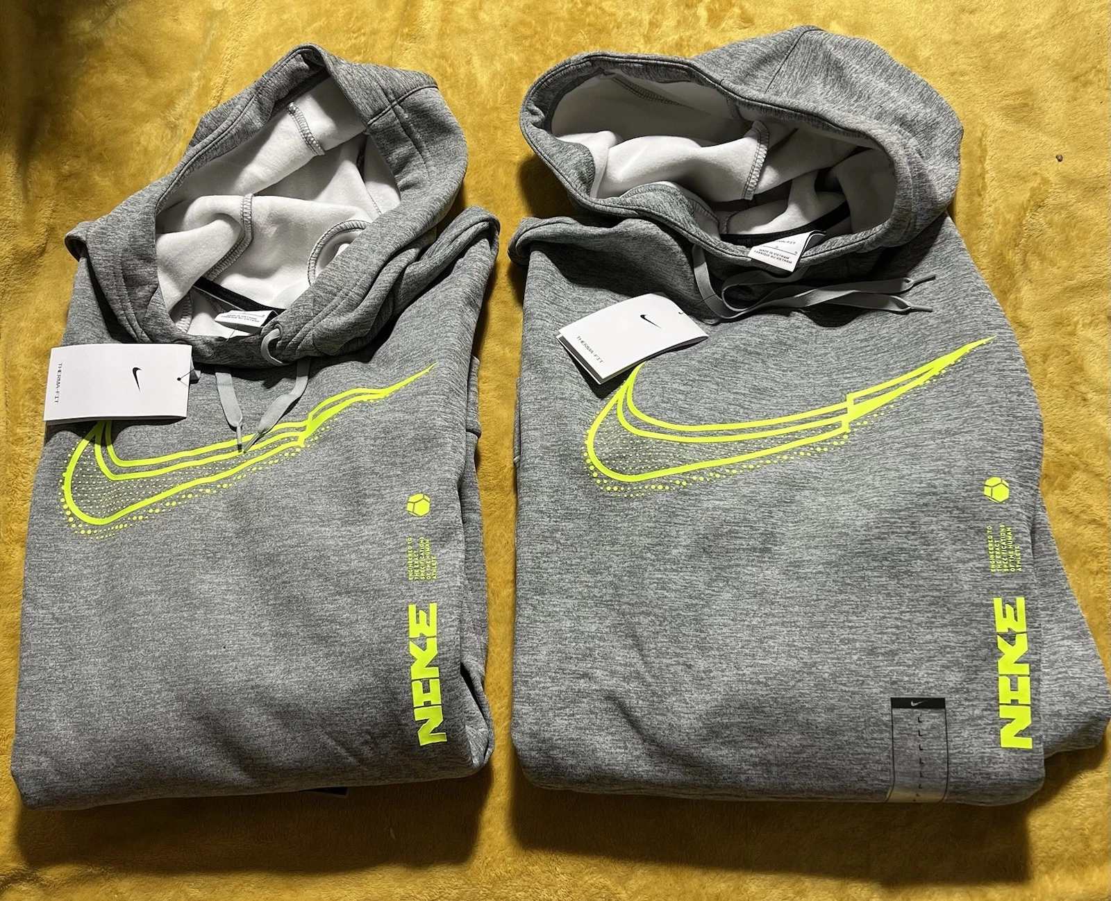 nike thermal hoodie Size Large ,MENS DR8774-063 made In Vietnam,(price Each Pc.)