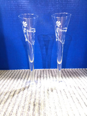 2 GORGEOUS LONG STEM CLEAR CRYSTAL PERRIER JOUET CHAMPAGNE FLUTES CLEAN EXCELLEN
