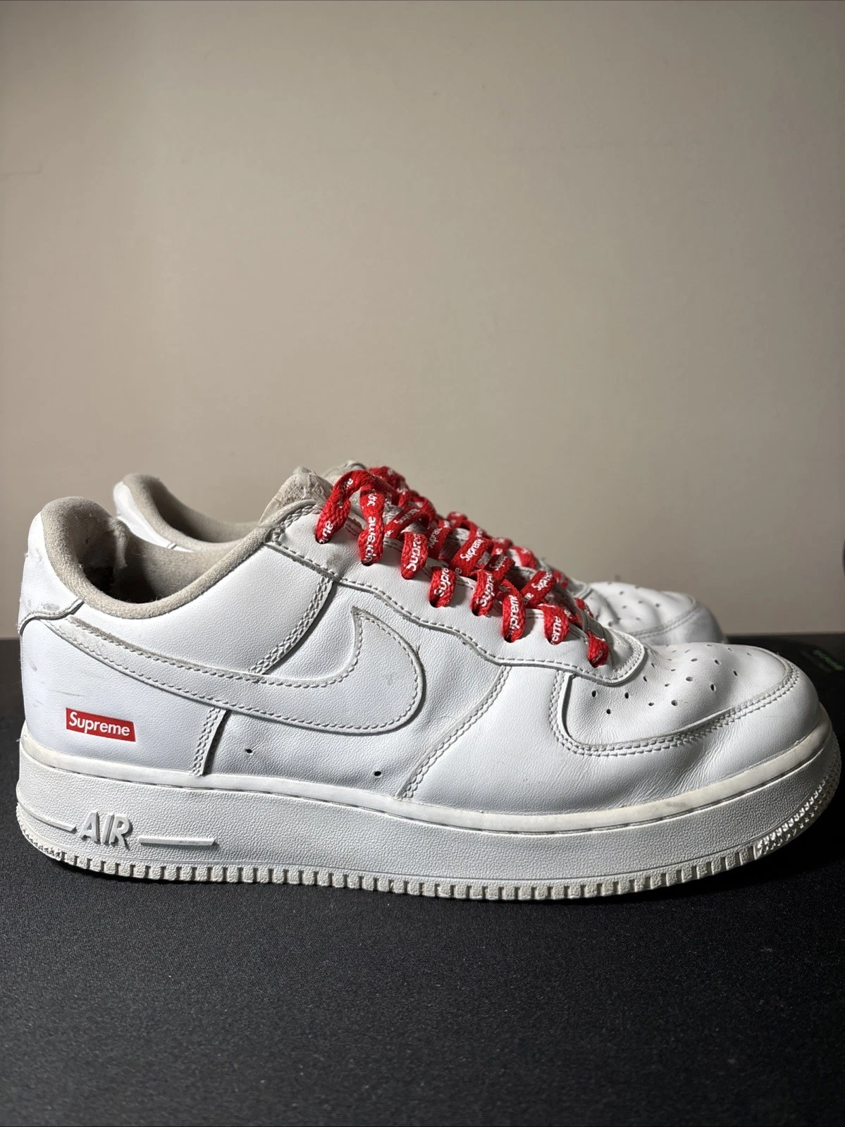Taille 9   Nike Air Force 1 Supreme Triple Blanc