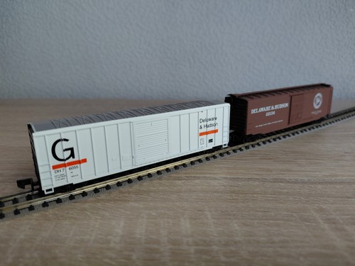 Roundhouse 8860 Micro-Trains 31070, Spur N, Box Cars, Delaware & Hudson in OVP | Condition: Gebraucht