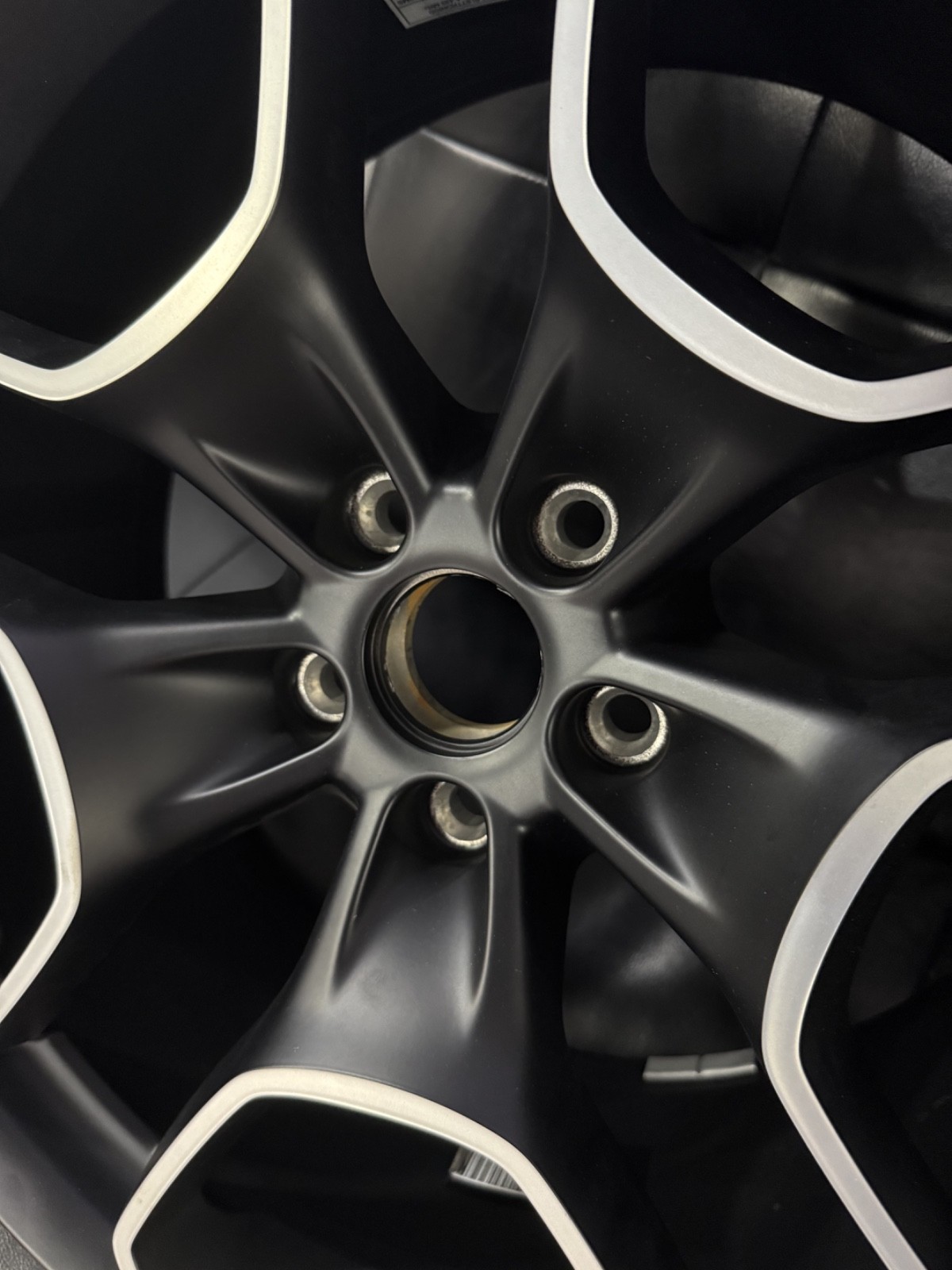 Lamborghini Huracan 20'' Front Diamond Black Wheel Rim 8.5JX20H2 4T0601017AL OEM