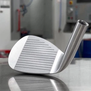Tête de haie de golf forgée en blanc 52 56 60 Degré