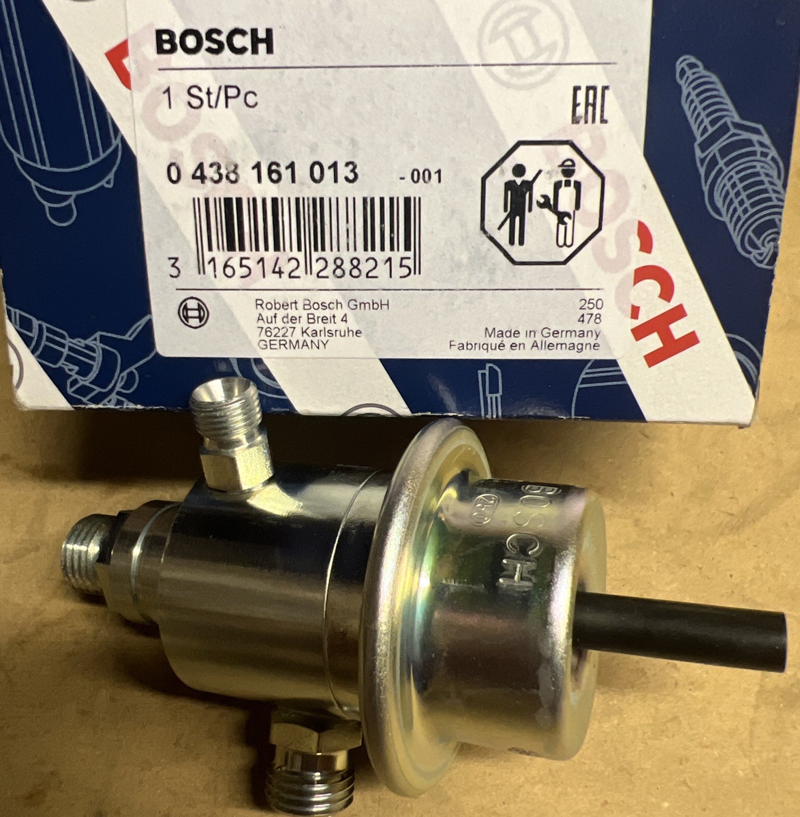 BOSCH Fuel Pressure Regulator 0000781189 / 0-438-161-013