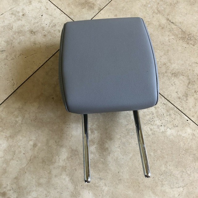 20172019 Honda CRV Right Rear Grey Leather Headrest 2nd Row eBay