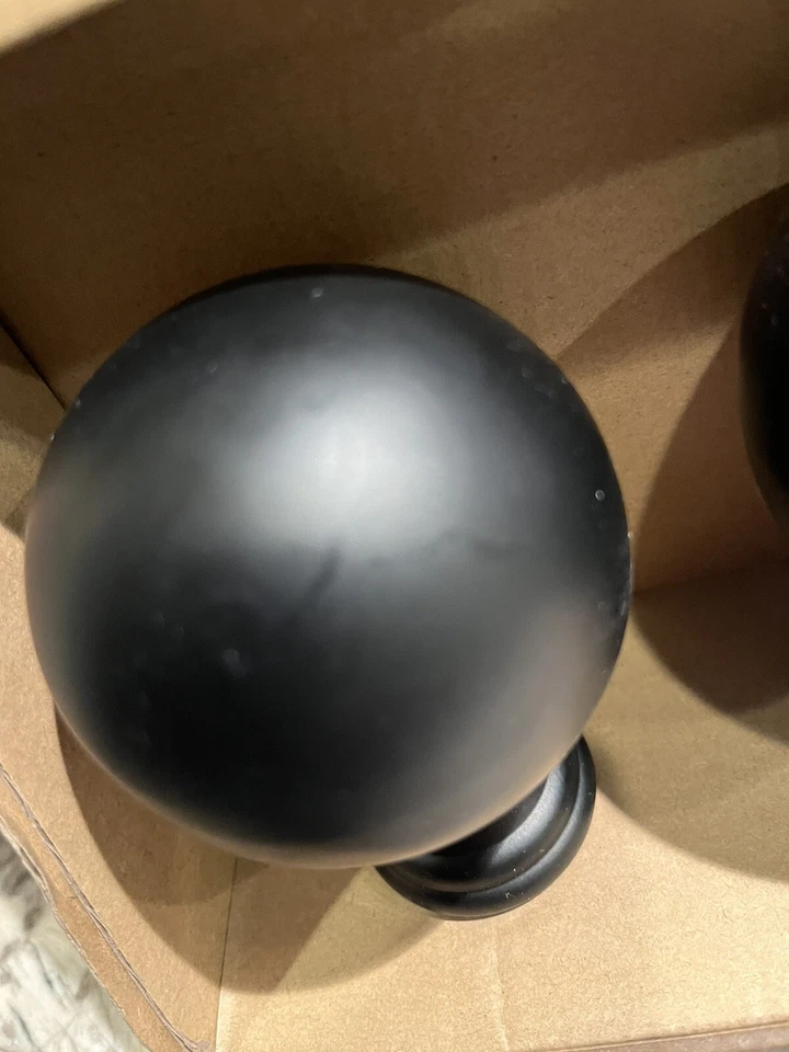 Par de remates Allen & Roth acabado negro mate encontrados #0634445 algo de desgaste Foto 3 de 4