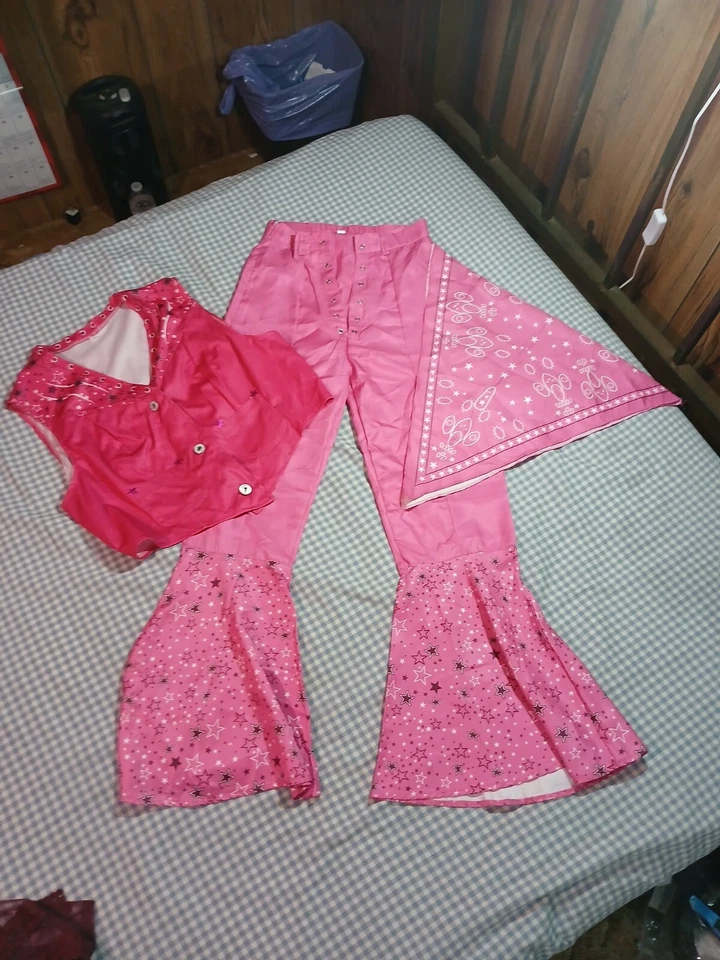 Cosplay Size XS Pink Cowgirl Costume - Image 2 of 4