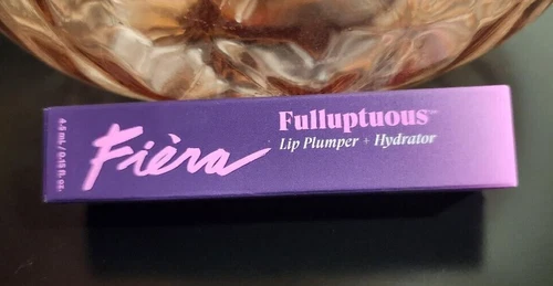 FIERA COSMETICS 全丰盈丰盈丰盈润唇膏 全新带盒 + 礼物! - 第 2 张/共 2 张