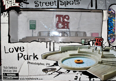 Tech Deck Love Park + Skateboard Philadelphia Street Spots Neu,OVP,LizenzRarität