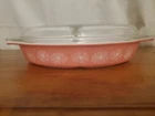 VTG Pyrex Pink Daisy 1 1/2 Qt Oval Divided Casserole Dish & Lid Bakeware 1950's