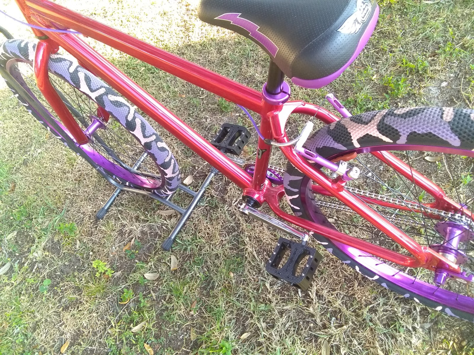 se bikes red Anno with purple pauls ruf neck redline primo shadow quadangle pk