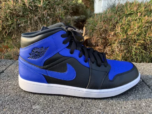 NIKE AIR JORDAN 1 RETRO I MID TUMBLED BLACK HYPER ROYAL BLUE 554724-077  SZ 10.5