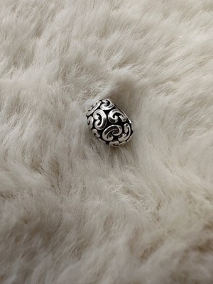 Pandora Felling Groovy Baroque Swirl Charm 790400 