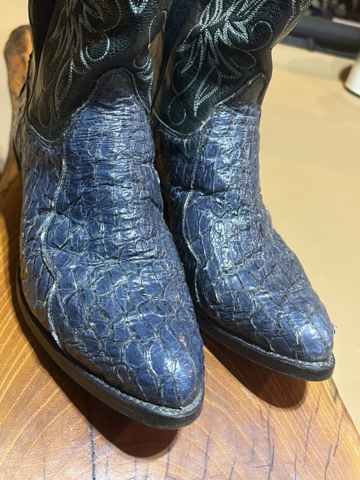 Vintage Olathe Sea Bass Cowboy Boots Rare Exotic USA Made Size 8D EXCELLENT image 2