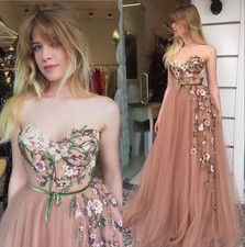 Stylish Floral Appliqued Prom Dresses Sweetheart Sleeveless A-Line Evening Gowns