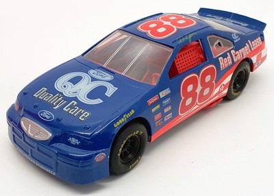 Racing Champions 1/24 Scale 09050 - Stock Car Ford #88 Nascar