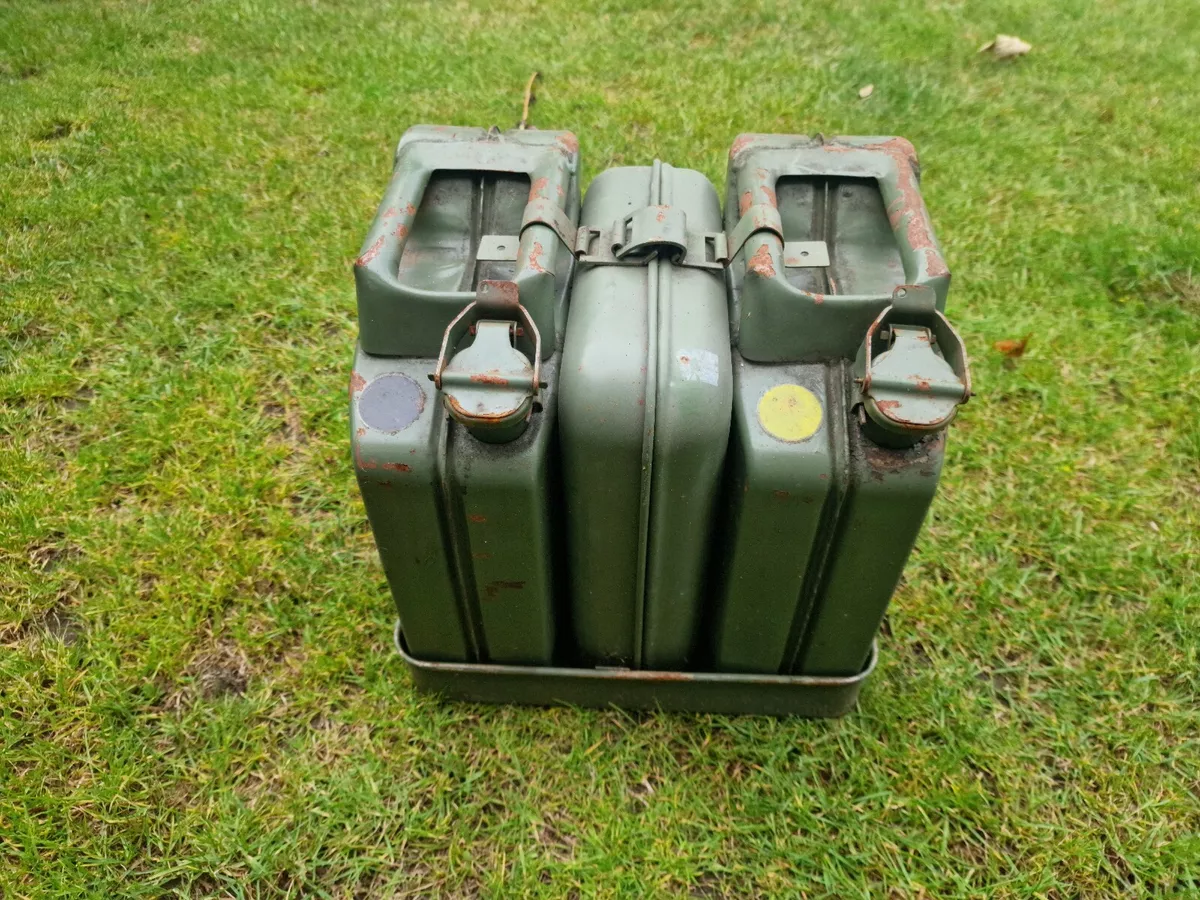 German Military Kraftstoff 5L FUEL CONTAINER GERRY CAN MILITARY
