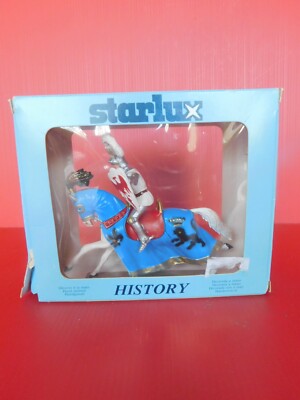 FIGURINE BASE STARLUX #6102 Chevalier sur cheval caparaçonné, modifié