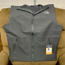 The North Face Men's Medium black Vest
