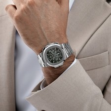 Patek Philippe Nautilus 5990/1A-001 'Travel Time' Chronograph Stainless Steel 3
