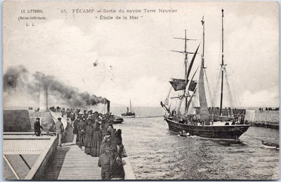 Etoile de la Mer Schiff Fecamp Seine Maritim Frankreich Menschen Pier Antik Postkarte
