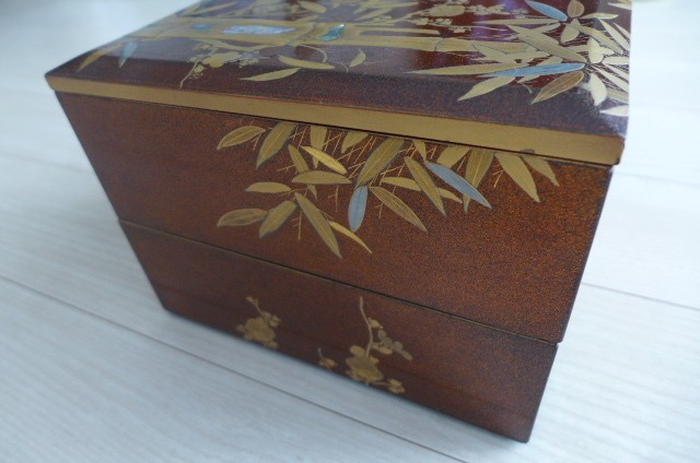 Jubako Bento Box Japanese Buy it now Wooden lacquer period item motherofpearl Sh
