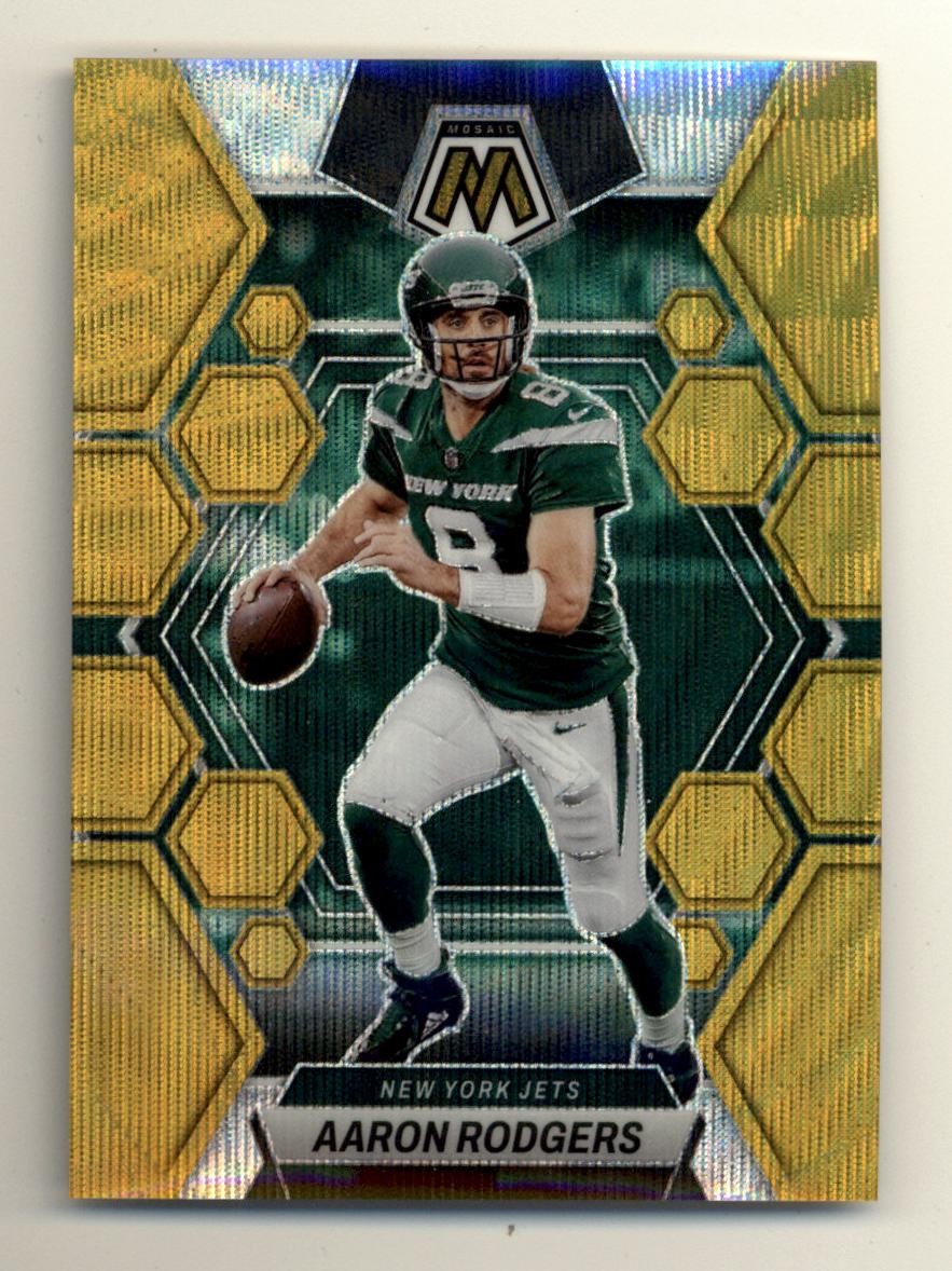 2023 Panini Mosaic Mosaic Gold Wave #82 Aaron Rodgers 17/17 - NM-MT