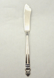 42.1 grams International Sterling Royal Danish Master Butter Knife 7 1/8"