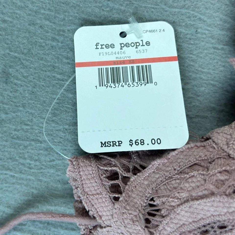 Top Free People para mujer XS rosa encaje fruncido correa de espagueti íntimo volantes nuevo con etiquetas Foto 3 de 4