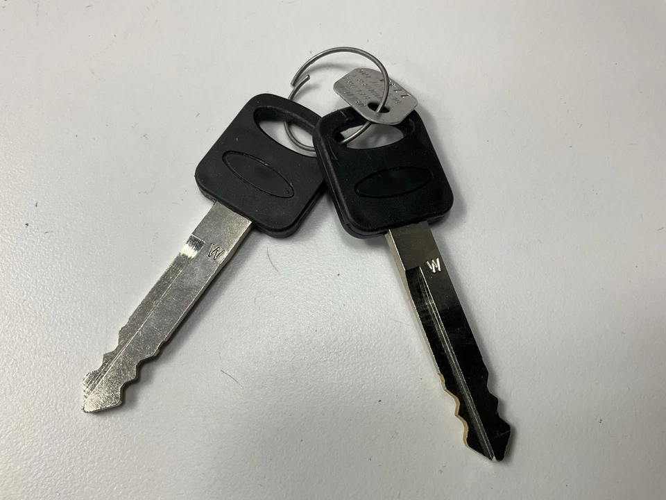 Cilindro y llaves de bloqueo de encendido Kemparts UL7V Foto 4 de 4