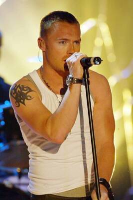 Ronan Keating onstage at 2003 World Music Awards at Monte Carlo Sp- Old Photo 3