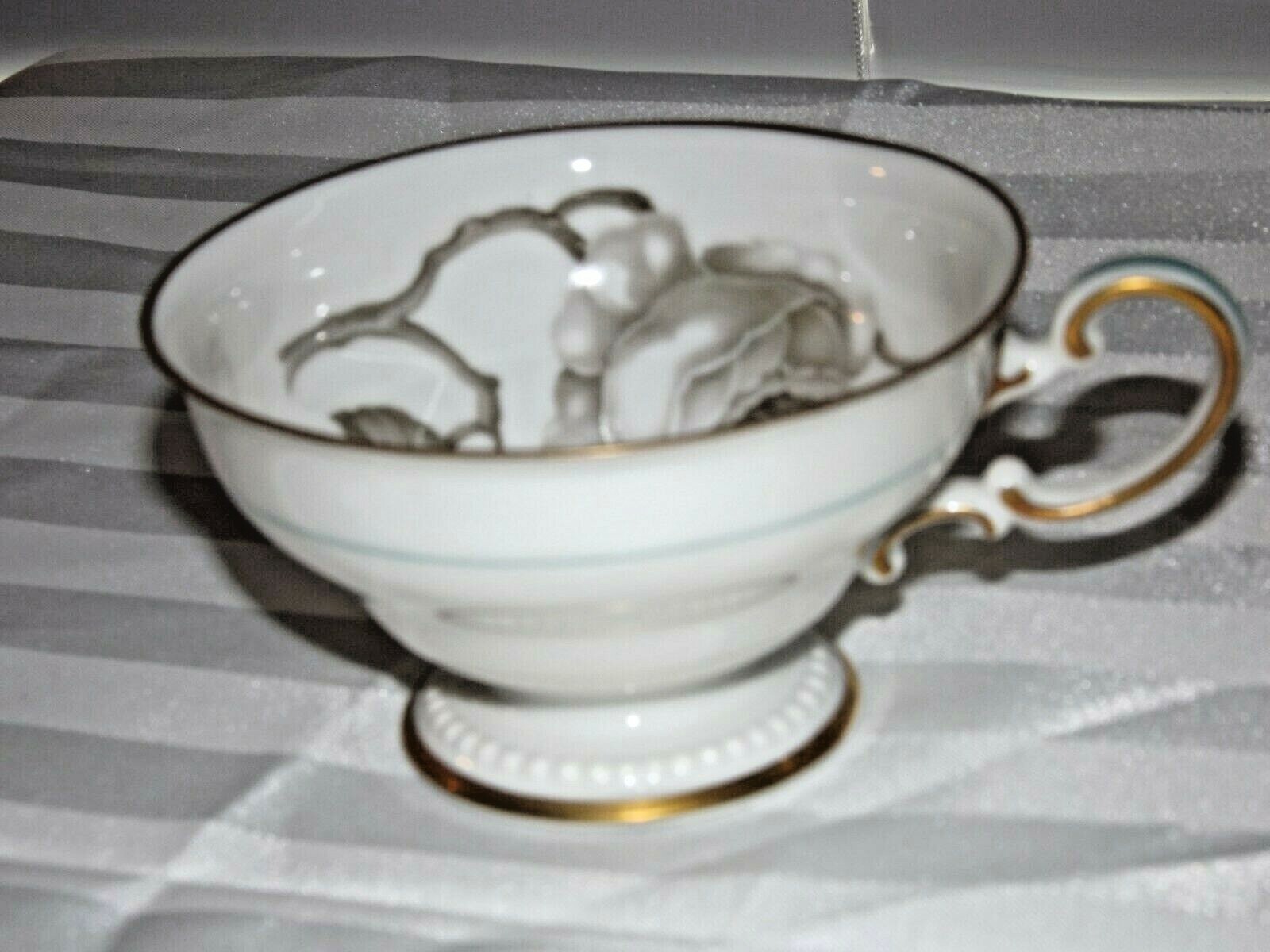 Picture 2 of 9
