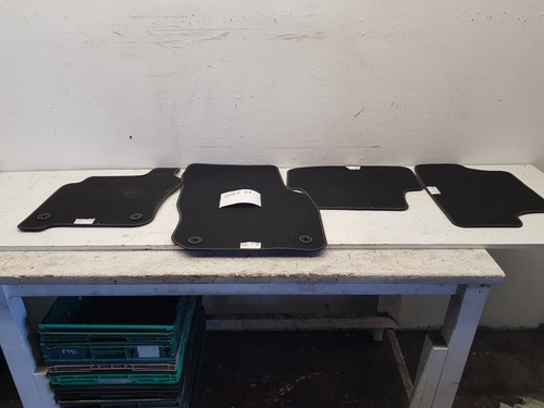 2021 VW GOLF R-LINE MK8 FLOOR MAT SET OF 4 OEM 5H0864451A 5H0864452A 5H0864435A - Picture 8 of 15