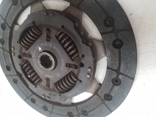 VOLVO S40 S E4 4 DOHC CLUTCH 31325444 2005-2012 - Picture 10 of 16