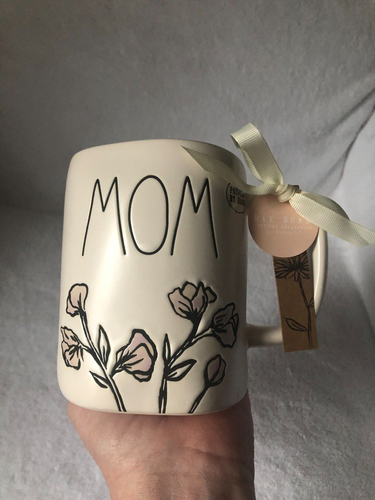 NWT Rae Dunn "MOM" Mug w/ Flowers Mother's Day Gift