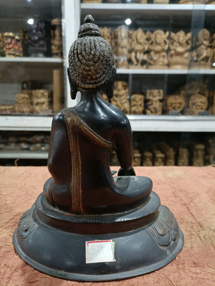 Estatua de Buda vintage de metal | Ídolo de Buda hecha a mano decoración del hogar meditación Foto 4 de 4