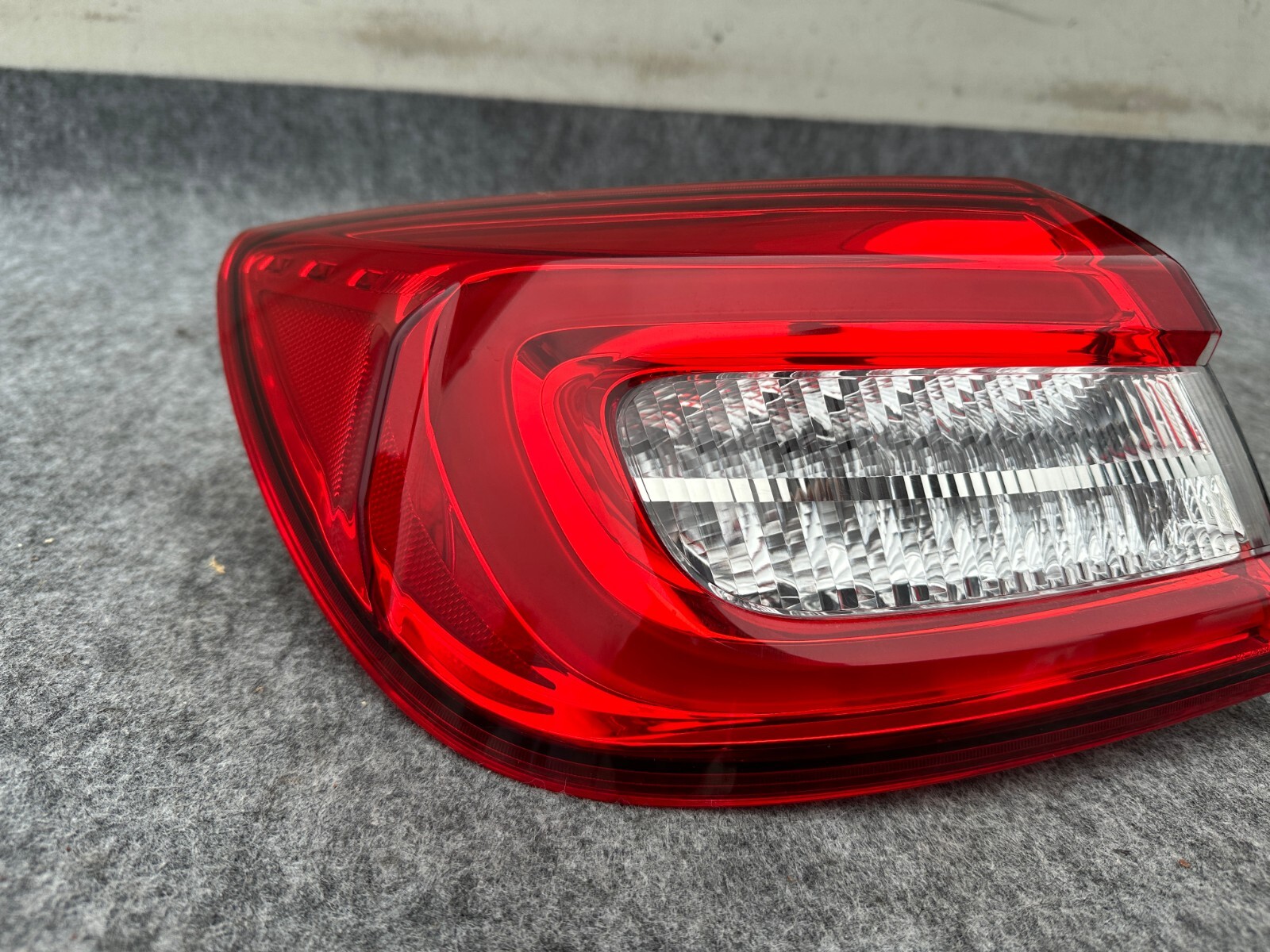 LEFT SIDE QUARTER LED TAILLIGHT TAIL LAMP 67K 13-20 MASERATI QUATTROPORTE GTS