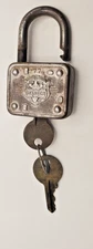 VTG Master Lock 77 Lion's Head Padlock w/ Original Keys