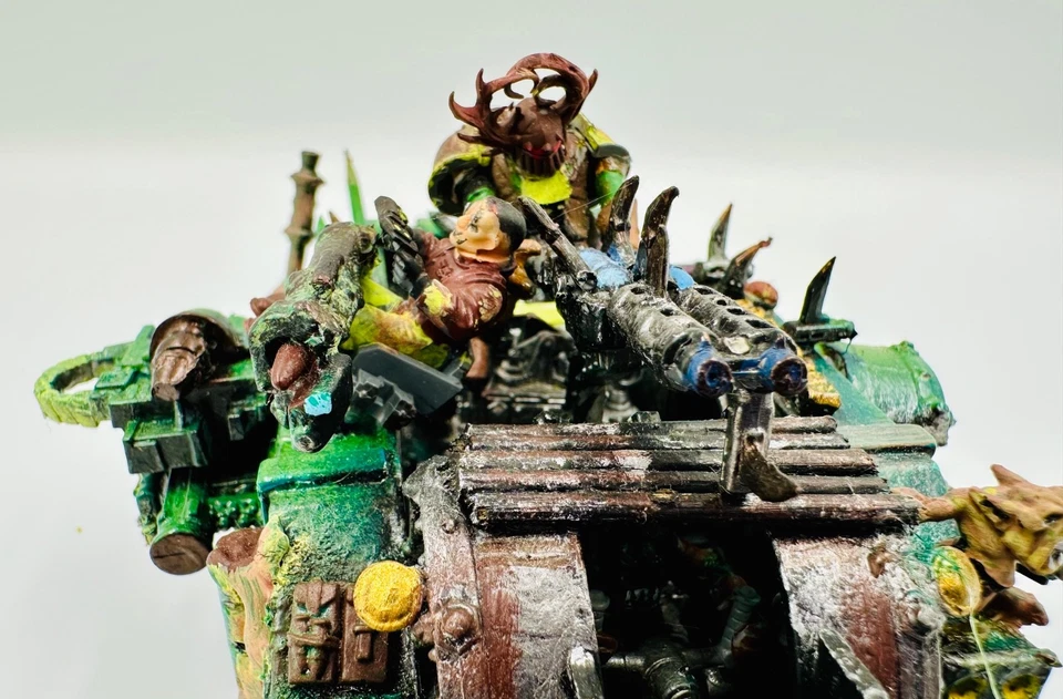 Warhammer 40k Battle Wagon  *Heavily Customised/Painted* - Imagem 3 de 4
