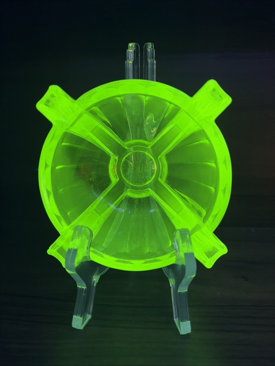 1930s Fry Vaseline Uranium Glass Quad‑Rest Ashtray Depression