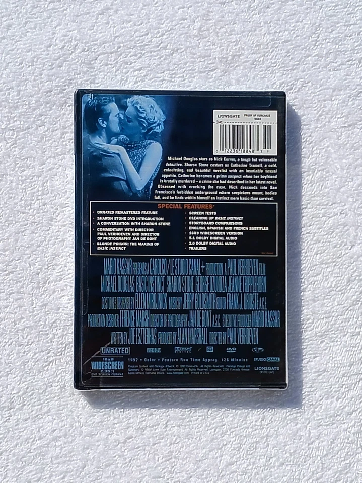 BASIC INSTINCT - UNRATED DIRECTOR'S CUT ULTIMATE ED. DVD MOVIE, SHARON STONE, WS - Image 2 of 2