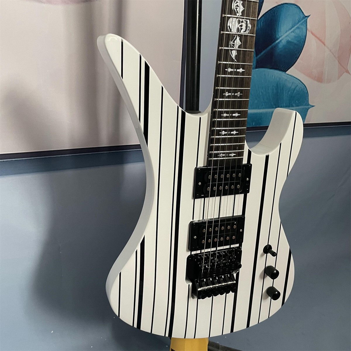 Diamond Series Solid Body Electric Guitar Schecter Synyster