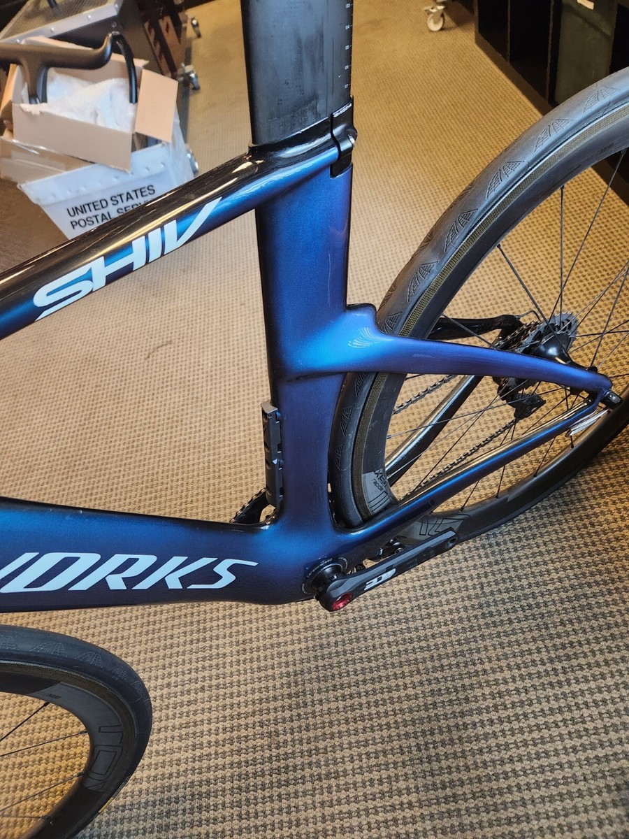 Specialized Shiv S WORKS DURA ACE DI2, Carbon Triathlon Bike Specialized Shiv S WORKS DURA ACE DI2, Carbon Triathlon Bike