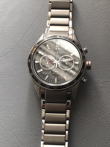 Cronografo Uomo Originale Citizen Eco Drive Super Titanio CA4491-82E Solare - Foto 11 di 14