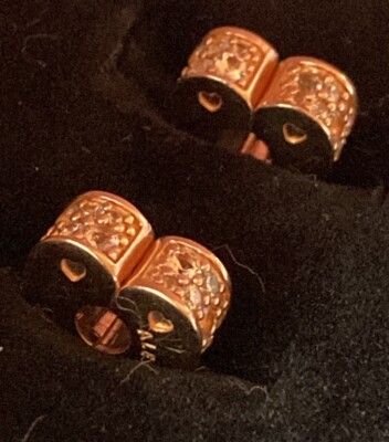 2x Pandora pavé Herz Silikon-Clips Rosé-vergoldet
