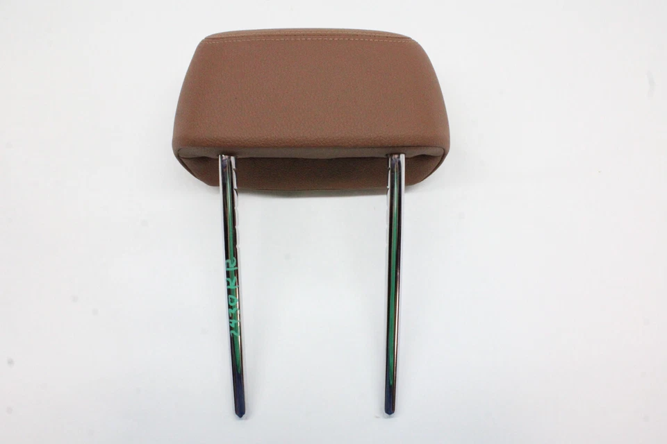 BMW 328D XDRIVE 2014 - reposacabezas - trasero derecho OEM 13 14 15 16 Foto 2 de 4