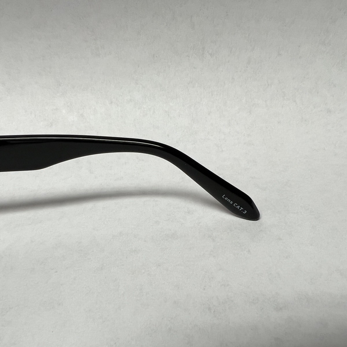 Quay Australia Makin Moves Sunglasses Black Smoke Polarized 